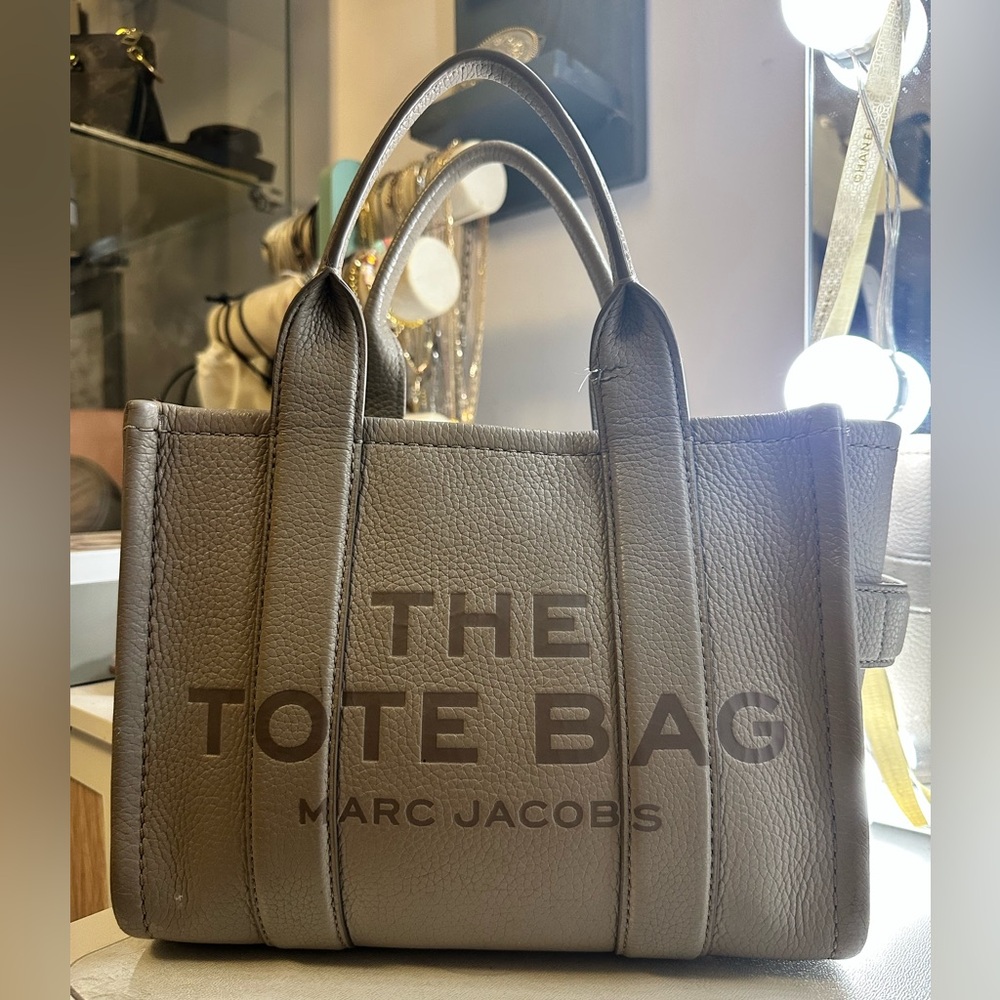MARC JACOBS THE LEATHER SMALL TOTE BAG